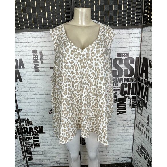 Old Navy Plus 4X Beige-White Animal Print Cotton V-Neck Tank Top - Picture 1 of 5